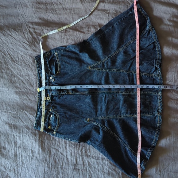 Smart Set Denim Skirt, flared bottom - Picture 6 of 6